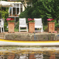 <b>"Kanalidylle"</b><br />Canale di Amburgo, <br />Leinpfadkanal,<br /> August 2004<br />Werksnummer: CA0010<br /><br /> Kanalidylle